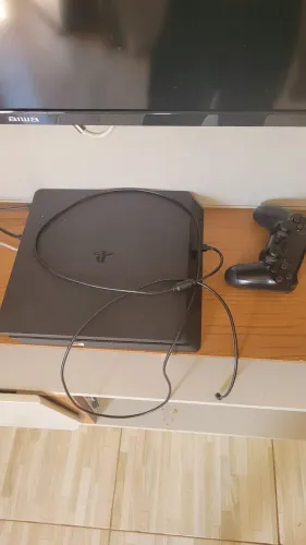 Ps4 Slim 500gb perfeito estado