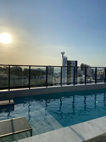 Barra VENDO | 1 suíte | 27 m² | Ambientes Planejados | Perto da Praia | 1 vaga