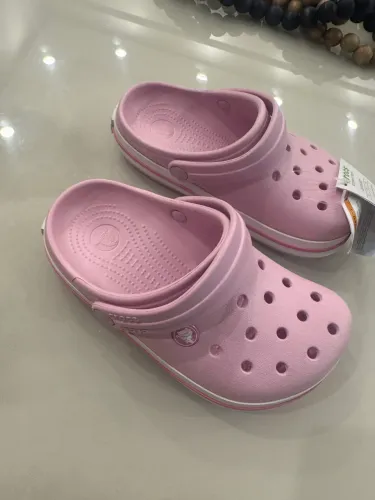 Crocs Infantil (USA) 2026 Novo