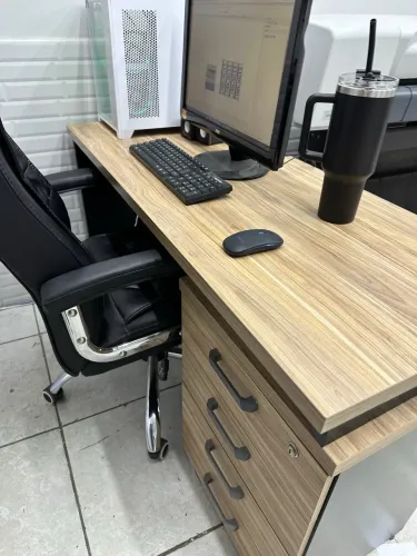 Mesa escritório 