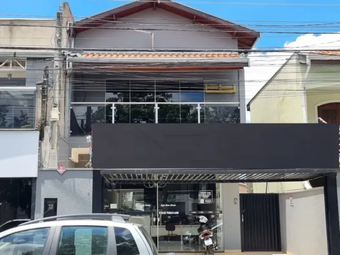 Casa com 02 Quartos, sendo 01 Suíte com Varanda localizada no Jardim Graminha - Limeira/SP