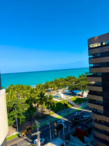 Duplex moderno na Orla de Maceió