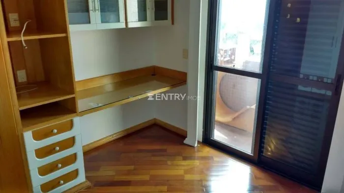 Apartamento de 270M² no Condomínio Serra dos Cristais na Av 9 de Julho - Jundiaí