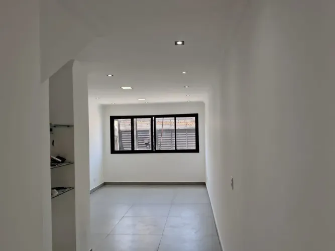 Apartamento para venda tem 170 metros quadrados com 3 quartos