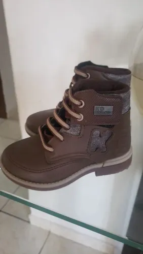 Bota infantil menino
