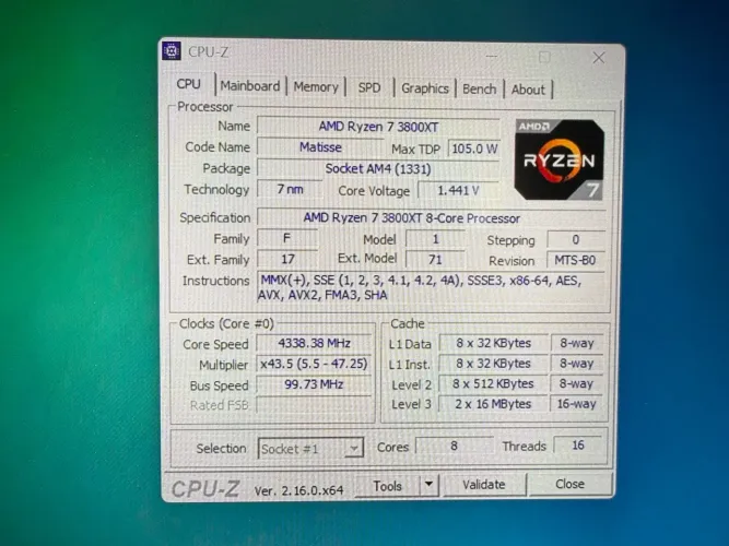 Kit Ryzen 7 3800XT + Placa-Mãe B550 (PCIe 4.0) + 16GB RAM DDR4 3200MHz RGB