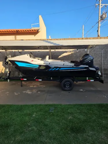 Lancha XSpeed 120