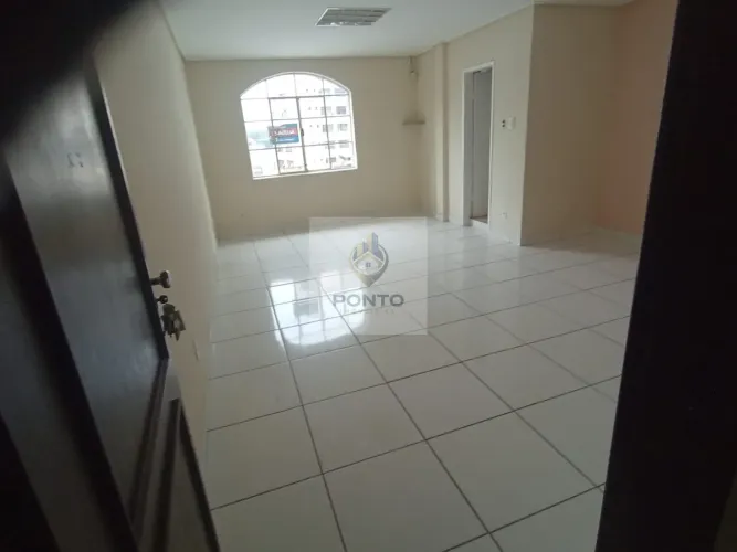 SALA PARA LOCAÇÃO CENTRO