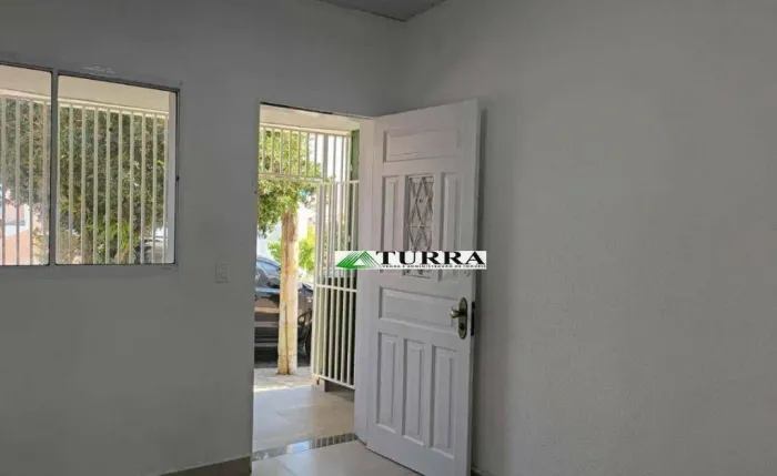 Casa reformada com 1 dormitório para alugar, 77 m² por R$ 2.500/mês + Iptu - Vila Progress