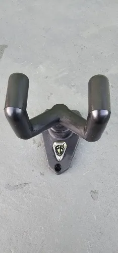 Suporte de parede para contra baixo/guitarra/violão 