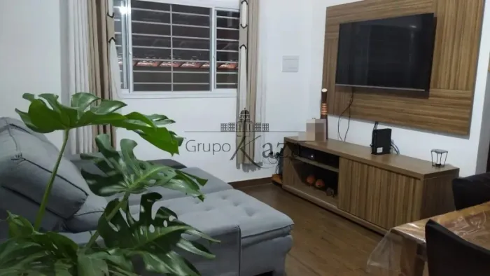 Oportunidade - Casa - Loteamento Villa Branca - Jacareí - 2 Dormitórios - 84m² - Estuda pe