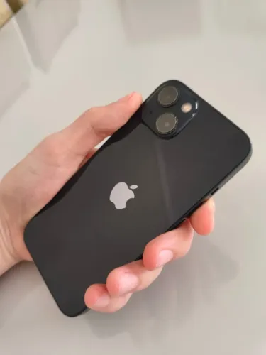 Iphone 13 / 128 Gigas - 83% Saúde da Bateria