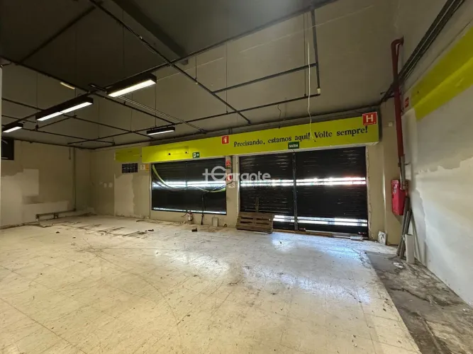 Galpão para aluguel com 750m² e 100 vagas em Guarulhos