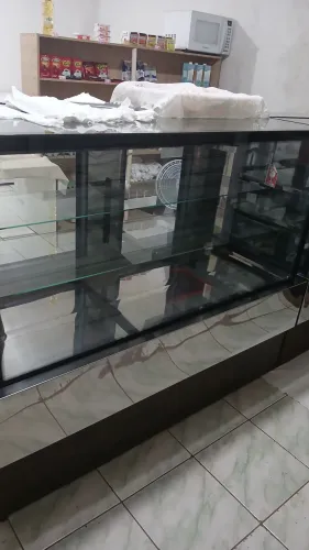 Vende-se uma padaria completa