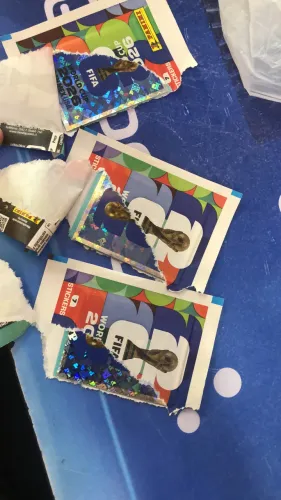 Vendo figurinhas avulso! Complete seu álbum!