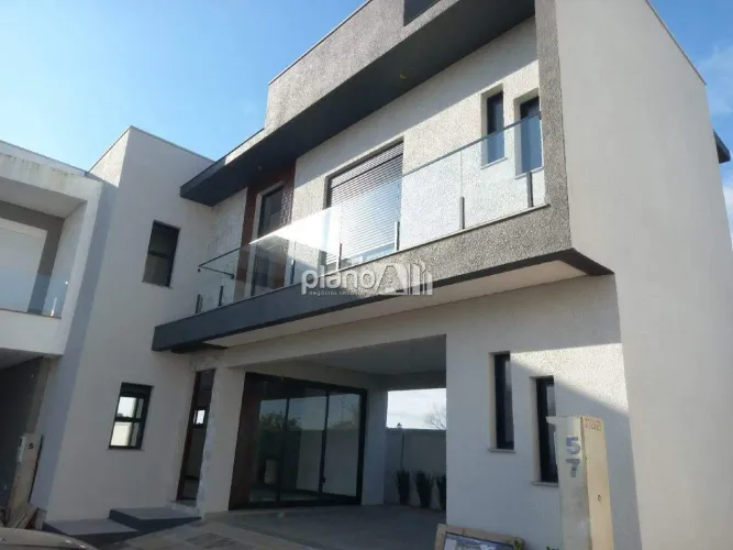 Casa em Condomínio Central Square à venda, com 170m², 3 quartos 3 suítes - Passo das Pedra