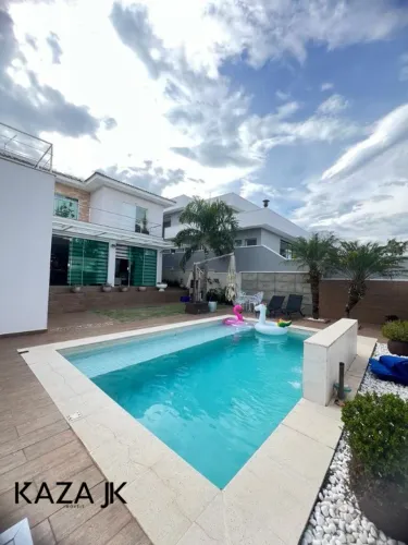 Comprar/vendo Casa sobrado, mobiliada, à venda ou locação no condomínio de alto padrão Res