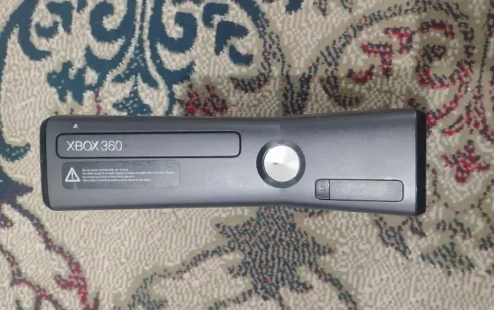 Xbox 360 + 5 jogos / mídia física