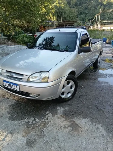 Ford Courier Xl/xl-rs 1.6/ XL 1.6 Flex 2003