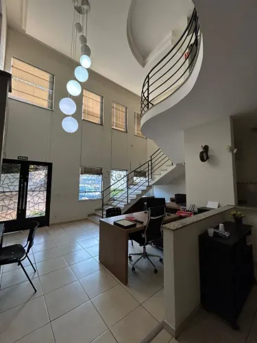 Prédio à venda em Vinhedo, Nova Vinhedo, com 357 m²