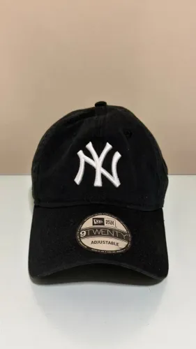 Boné New Era NY Preto Original Novo Nunca Usado em Perfeito Estado