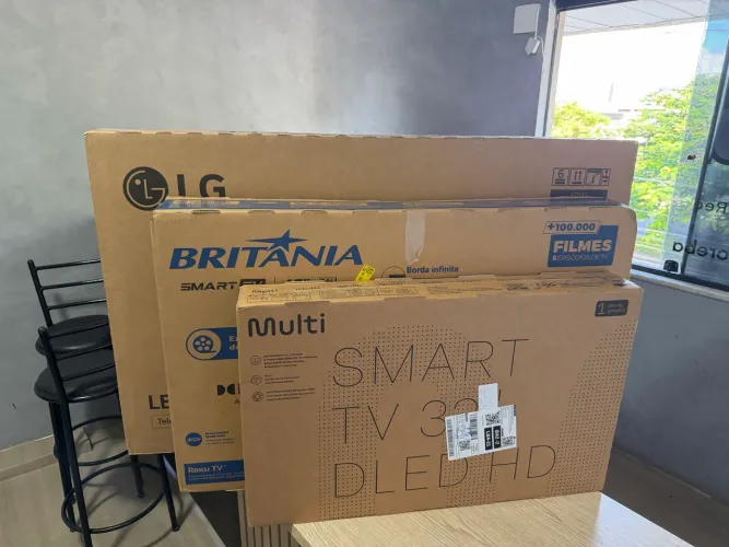 VENDO TV LG 50 polegadas nova lacrada 1 ano de garantia Apple 