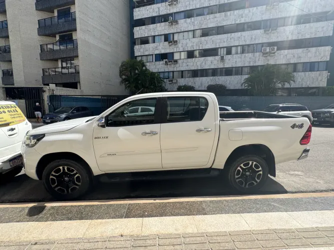 Toyota Hilux CD SRV 4X4 2.8 TDI Diesel Aut. 2021