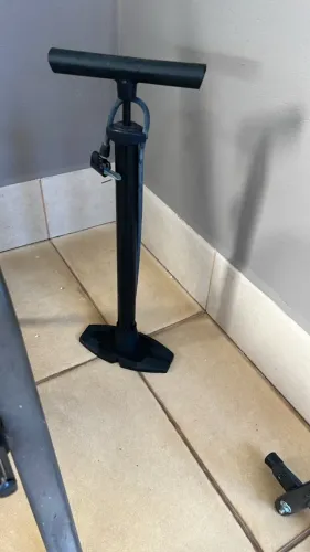 Bomba de pé para bike