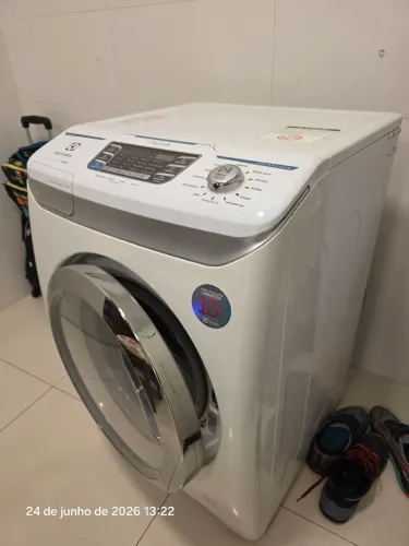 Máquina de lavar roupa Electrolux 