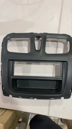 Moldura original renault logan/sandero,