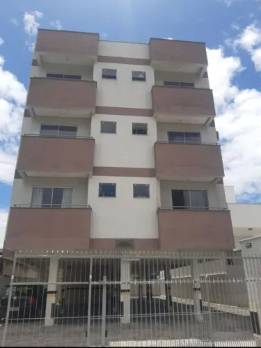 ALUGO QUARTO NO MEU APARTAMENTO PARA HOMENS SOLTEIROS.