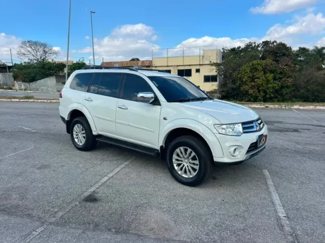 Mitsubishi Pajero Dakar/hpe 3.5 4X4 Flex 5P Aut. 2015
