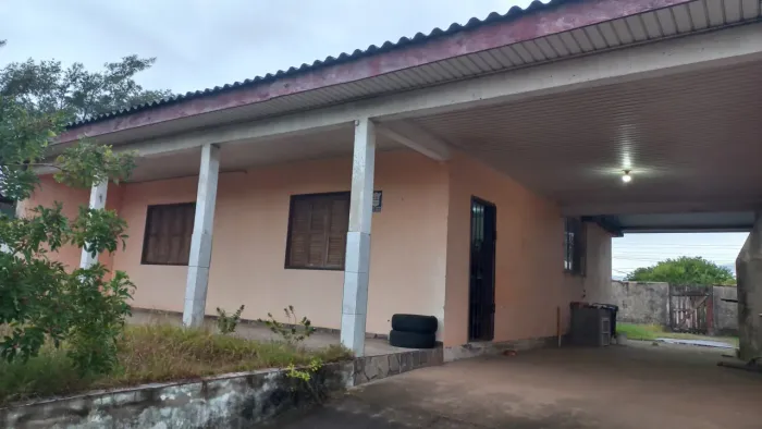 Casa Praia do Magistério, vendo ou troco.