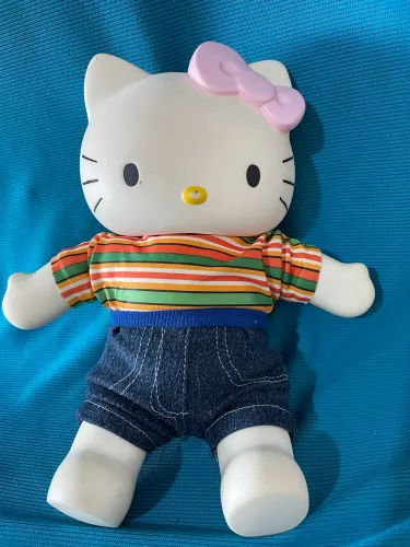 Boneca antiga hello kit 25 cm altura