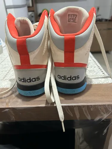 Tênis Adidas Original Cano Médio Feminino Tam. 37 - Usado 1 vez