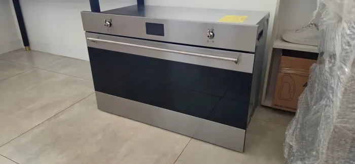 Forno elétrico de embutir 90 Litros SMEG!