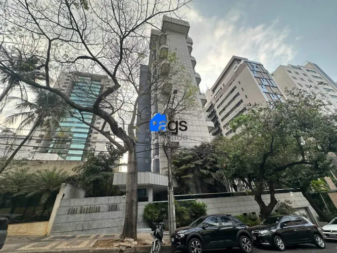 Apartamento em Santo Agostinho com 238 m² , 4 quarto(s) , 4 suíte(s) , 4 vaga(s).