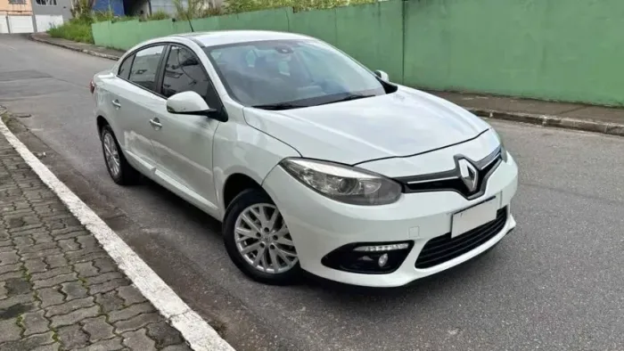 Renault Fluence Sed. Dyn. Plus 2.0 16V Flex Aut. 2016