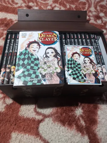 Box de luxo mangas Demon Slayer Coleçao completa