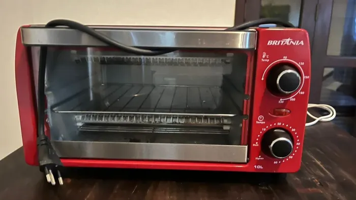 Forno Elétrico Britânia 10L 220V - Compacto e Funcionando