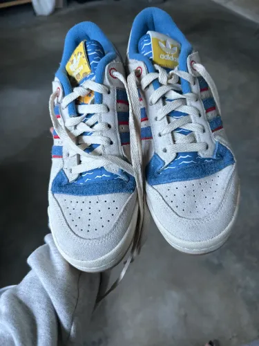 Adidas Forum Low CL da coleção "414 Day"