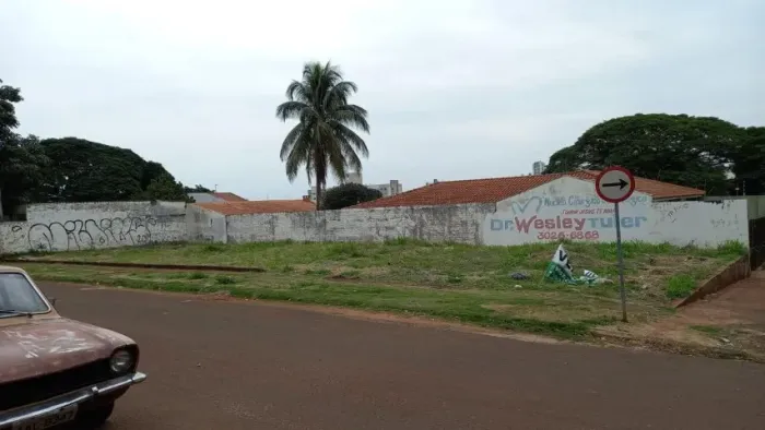 Terreno a venda na região do Cesumar Maringá