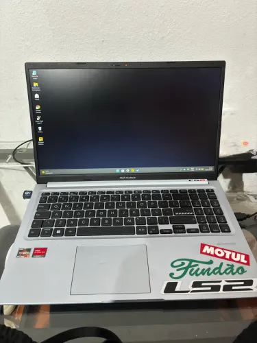 ASUS VIVOBOOK 15