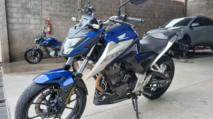 Moto CB300 abaixo da tabela fipe
