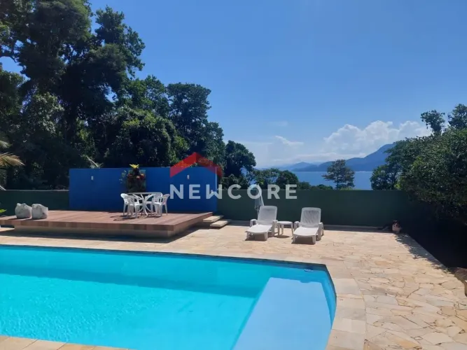 Casa em Rua Arnoldas Stareika - Veloso (Cambaquara) - Ilhabela/SP