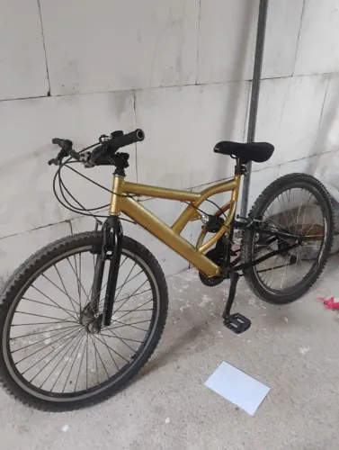 BICICLETA DE MARCHA ARO 26