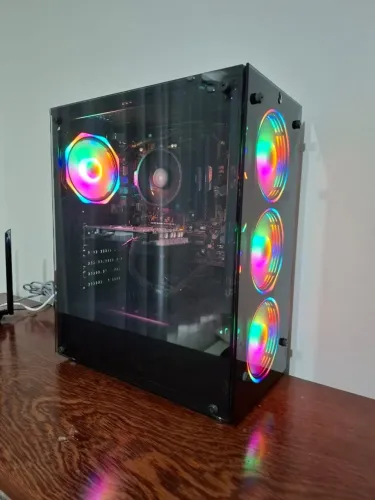 Gabinete Rise Mode com 4 Fans RGB - Usado em Ótimas Condições 