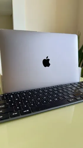 MacBook Pro M1 2020 Completo com Kit Premium - Pronto para Uso