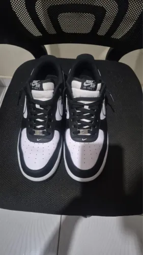 Tênis Nike air force 1 panda