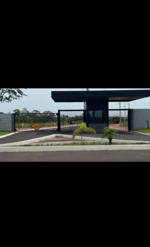 Lote em condomínio fechado